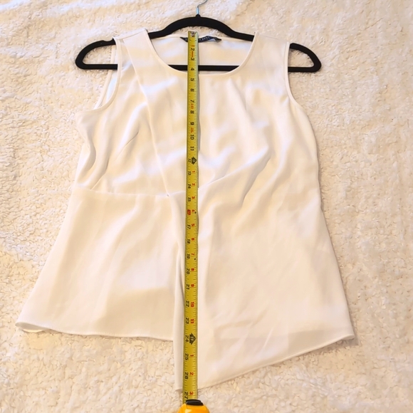 ZARA BASIC Collection White sleeveless asymmetrical top size Medium - Picture 5 of 6